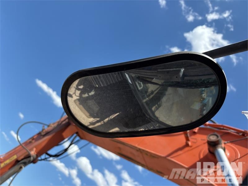 Hitachi ZX225USLC-6 Εκσκαφείς με ερπύστριες