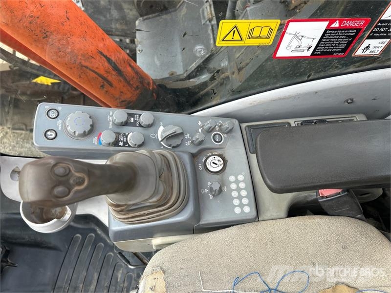 Hitachi ZX245USLC-5N Tracked Excavator Vikšriniai ekskavatoriai