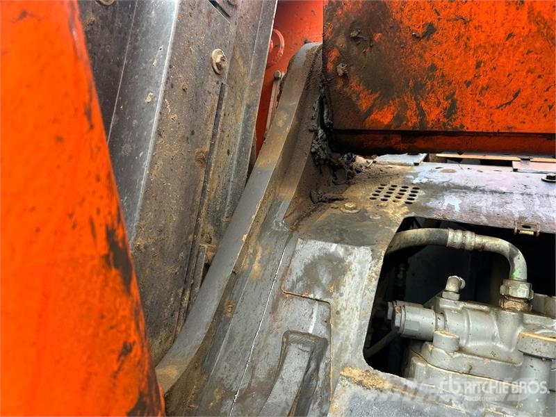 Hitachi ZX245USLC-5N Tracked Excavator Vikšriniai ekskavatoriai