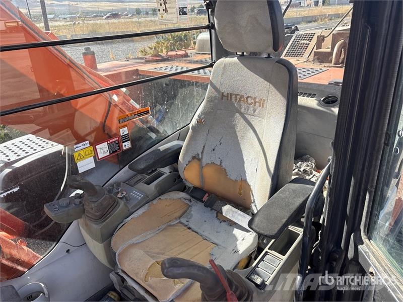 Hitachi ZX250LC-5 Bagri goseničarji