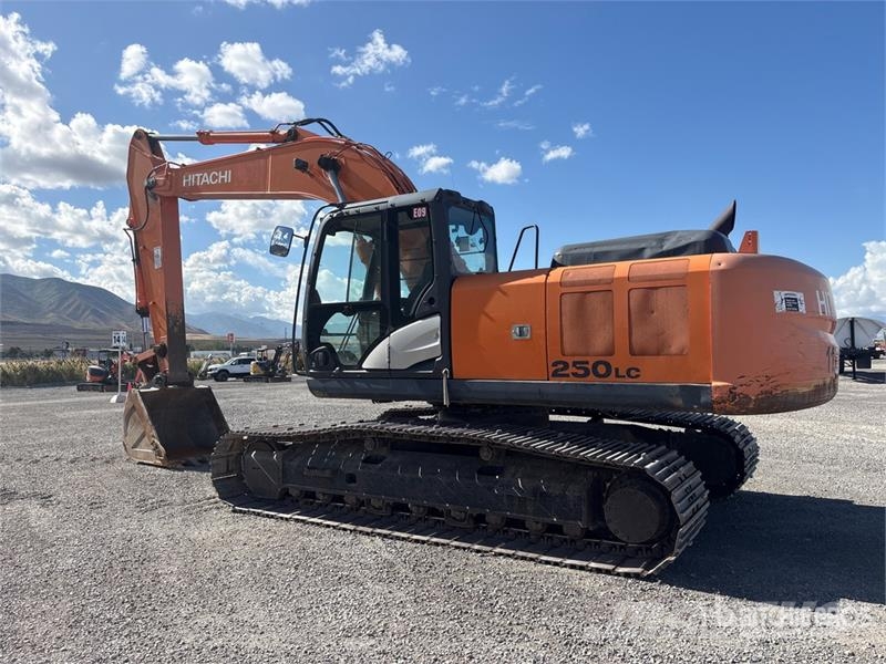 Hitachi ZX250LC-5N Tracked Excavator Gravemaskiner på larvebånd
