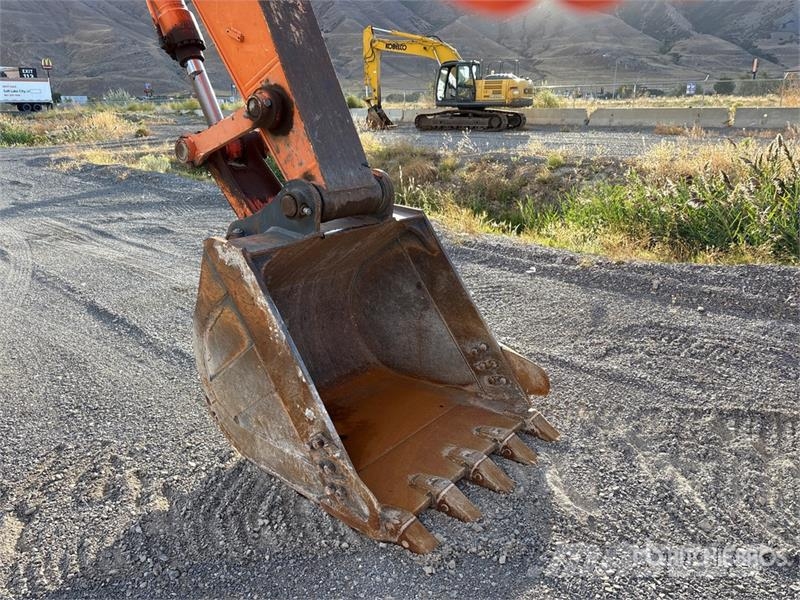 Hitachi ZX250LC-5N Tracked Excavator Gravemaskiner på larvebånd