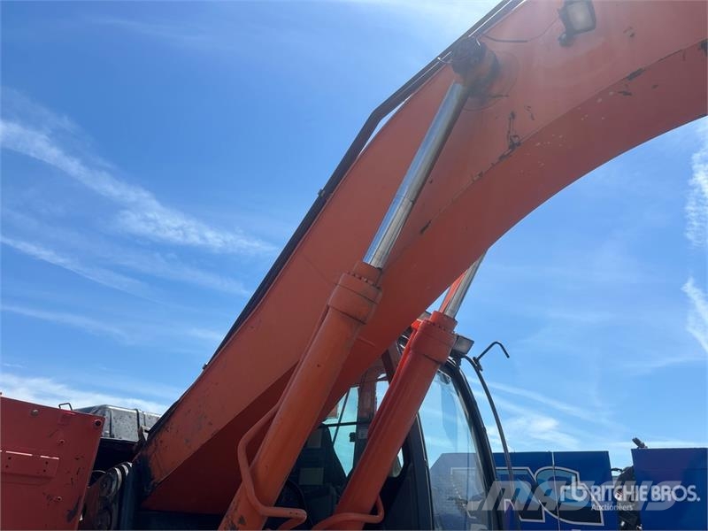 Purchase Hitachi ZX270 LC-3 crawler excavators, Bid & Buy on