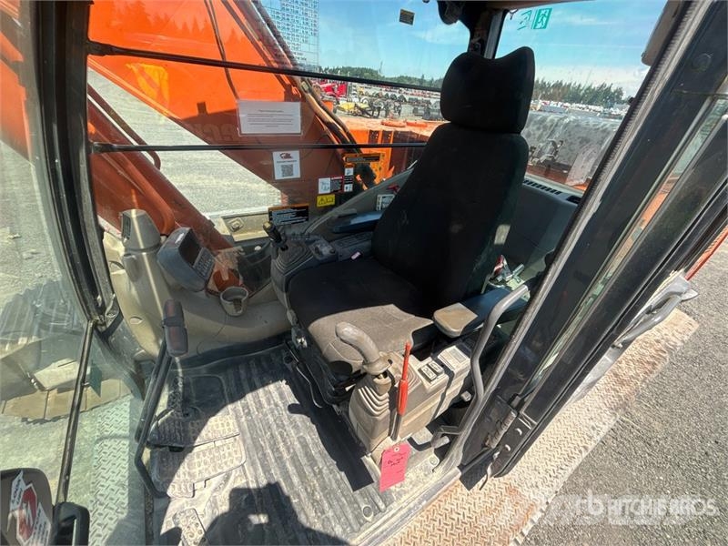 Purchase Hitachi ZX270 LC-3 crawler excavators, Bid & Buy on