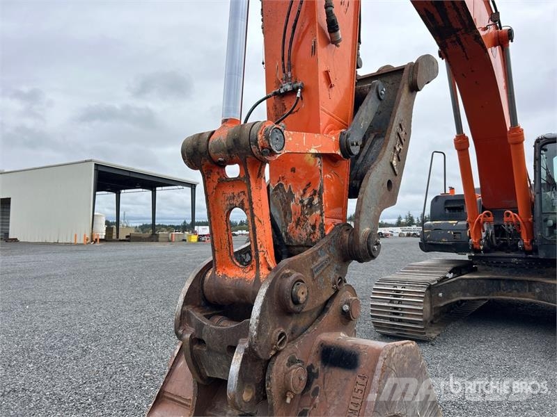Hitachi ZX350LC--5 Tracked Excavator Pásové rýpadlá