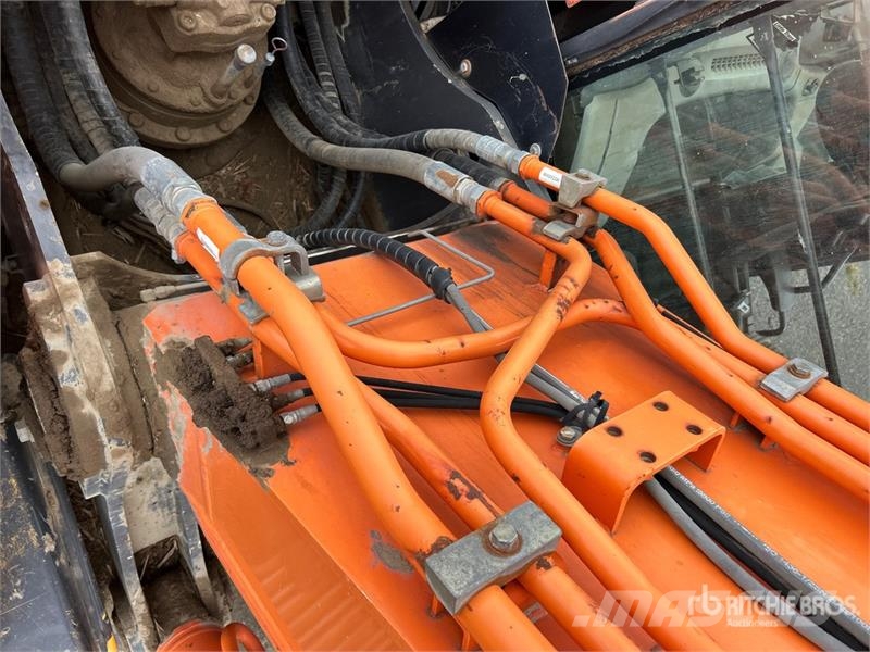 Hitachi ZX350LC--5 Tracked Excavator Εκσκαφείς με ερπύστριες