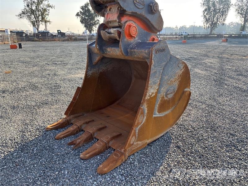 Hitachi ZX470LC-6 Tracked Excavator Гусеничні екскаватори