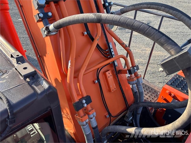 Hitachi ZX470LC-6 Tracked Excavator Гусеничні екскаватори