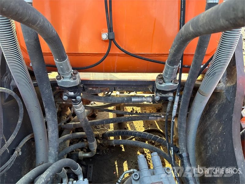 Hitachi ZX470LC-6 Tracked Excavator Гусеничні екскаватори