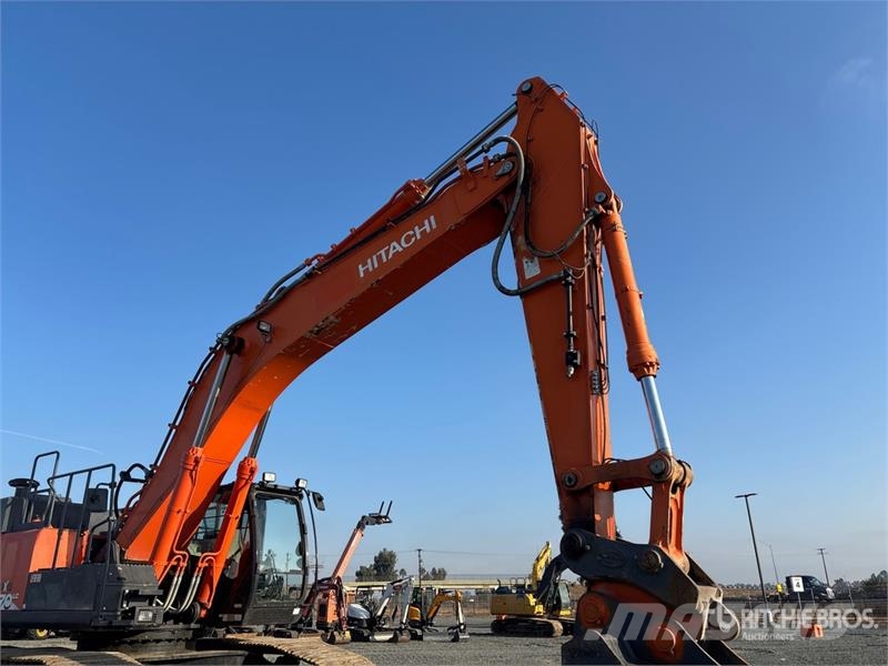 Hitachi ZX470LC-6 Tracked Excavator Гусеничні екскаватори