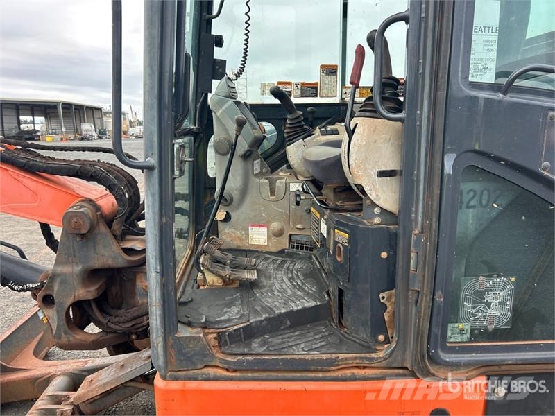 Hitachi ZX60USB-5N Tracked Excavator Gravemaskiner på larvebånd