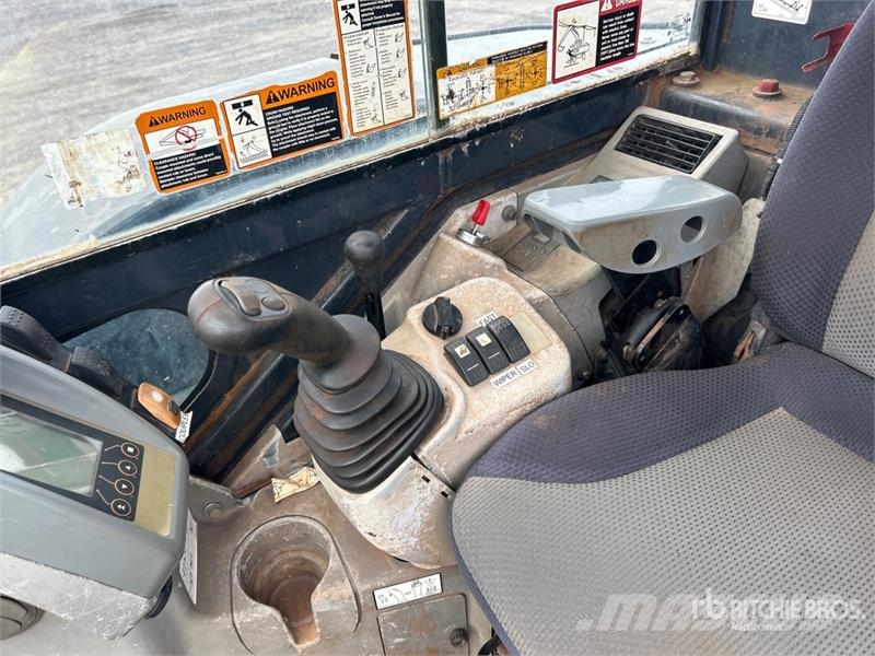 Hitachi ZX60USB-5N Tracked Excavator Gravemaskiner på larvebånd