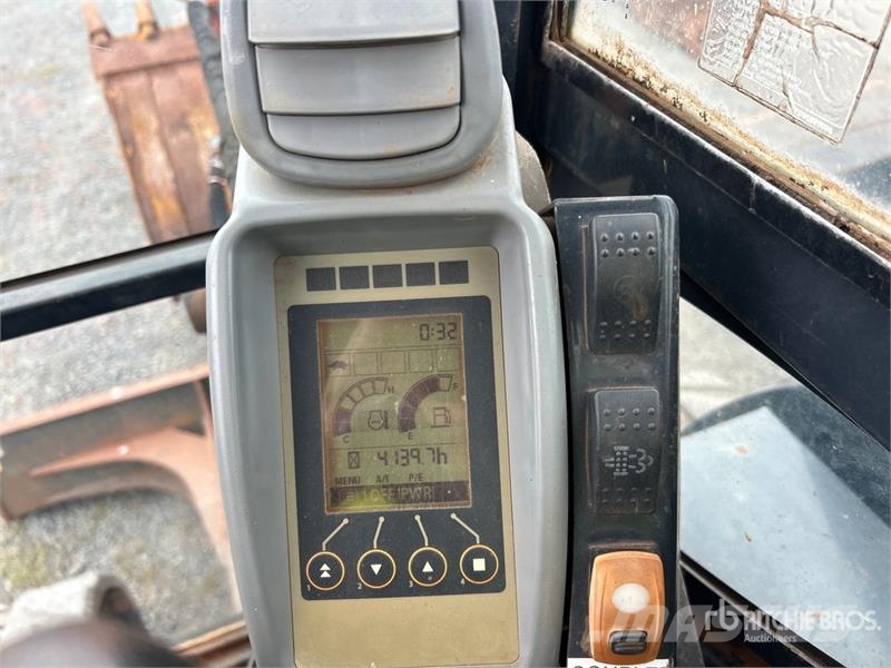 Hitachi ZX60USB-5N Tracked Excavator Gravemaskiner på larvebånd