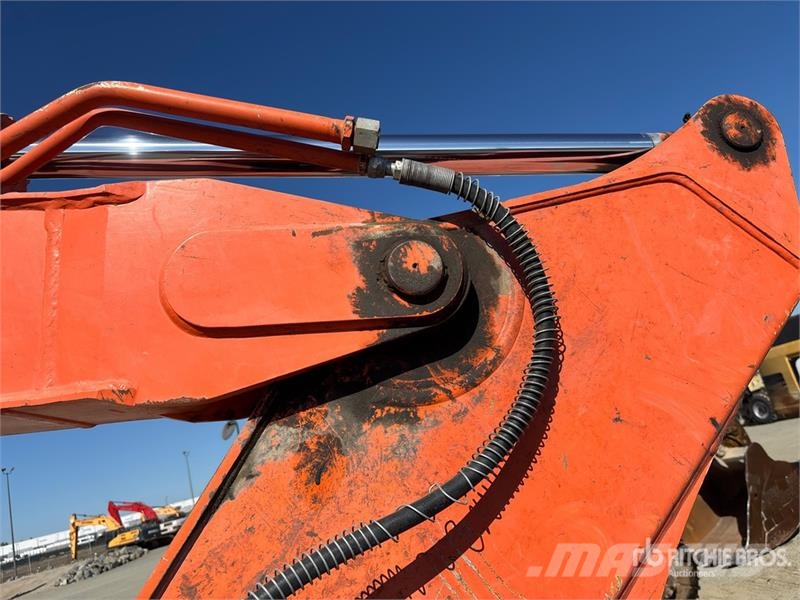 Hitachi ZX85USB-5N Tracked Excavator Верижен екскаватор