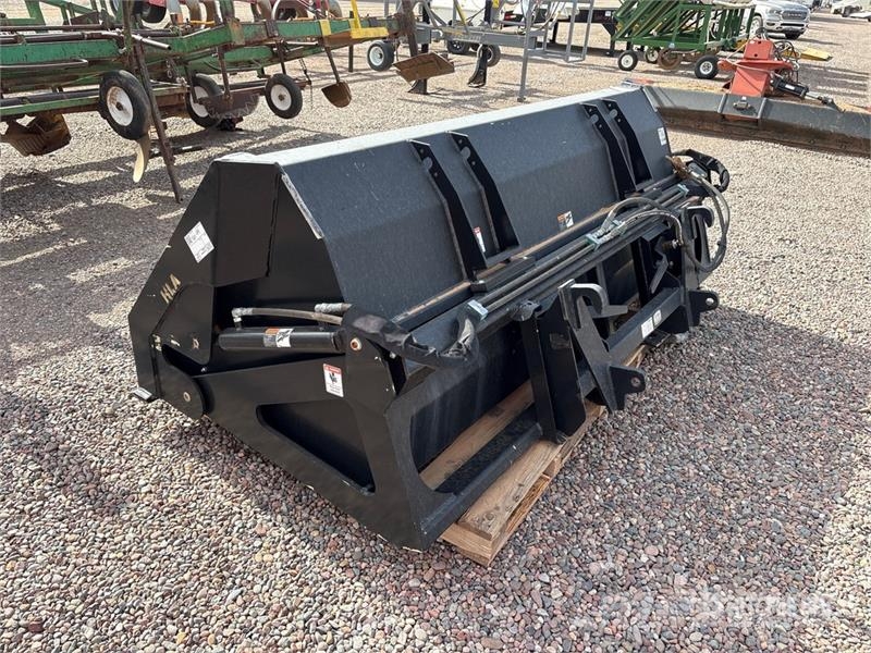 HLA HY96BO500 96 in 40.3 cyd Hydraulic Tilt Ag Tractor Overige accessoires voor tractoren