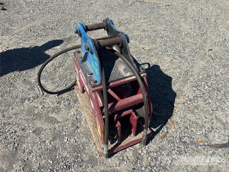 Ho-pac 700B 18 in Plate Compactor Attachment Plate compactors