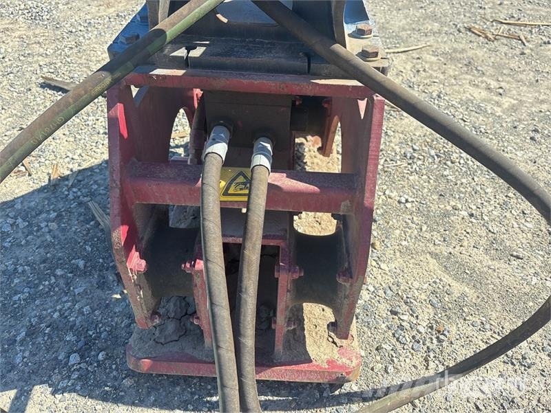 Ho-pac 700B 18 in Plate Compactor Attachment Plate compactors