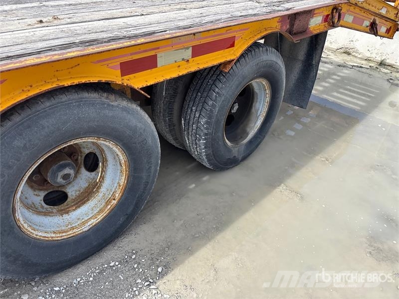 Holden 20 ft T/A Flatbed Trailer Remolques de cama baja