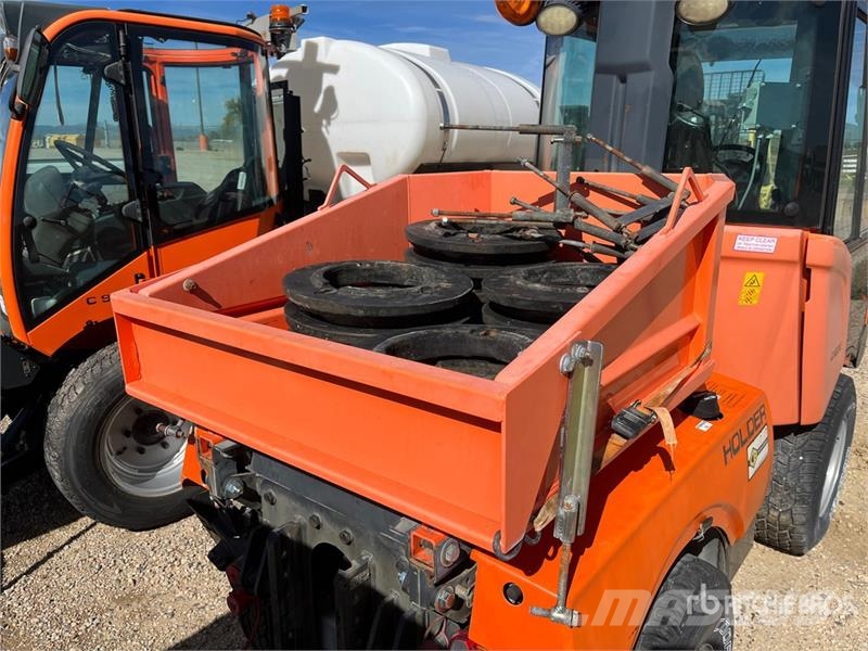Holder C270 4x4 Articulated Tool Cart ملحقات ماكينات الأسفلت
