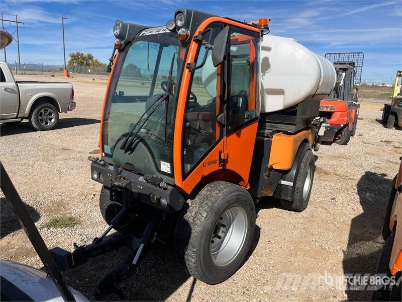 Holder C992 4x4 Articulated Tool Cart ملحقات ماكينات الأسفلت