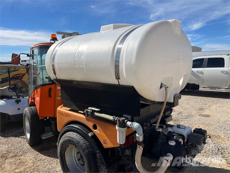 Holder C992 4x4 Articulated Tool Cart ملحقات ماكينات الأسفلت