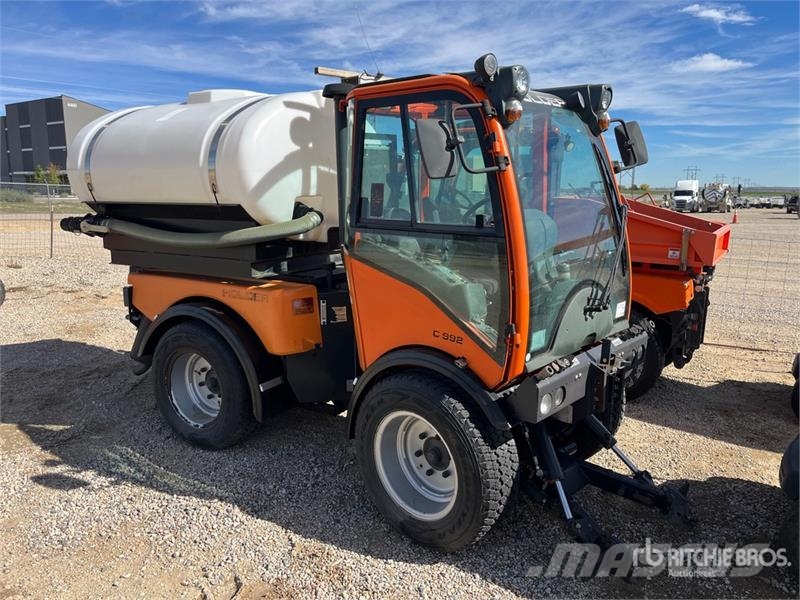 Holder C992 4x4 Articulated Tool Cart ملحقات ماكينات الأسفلت