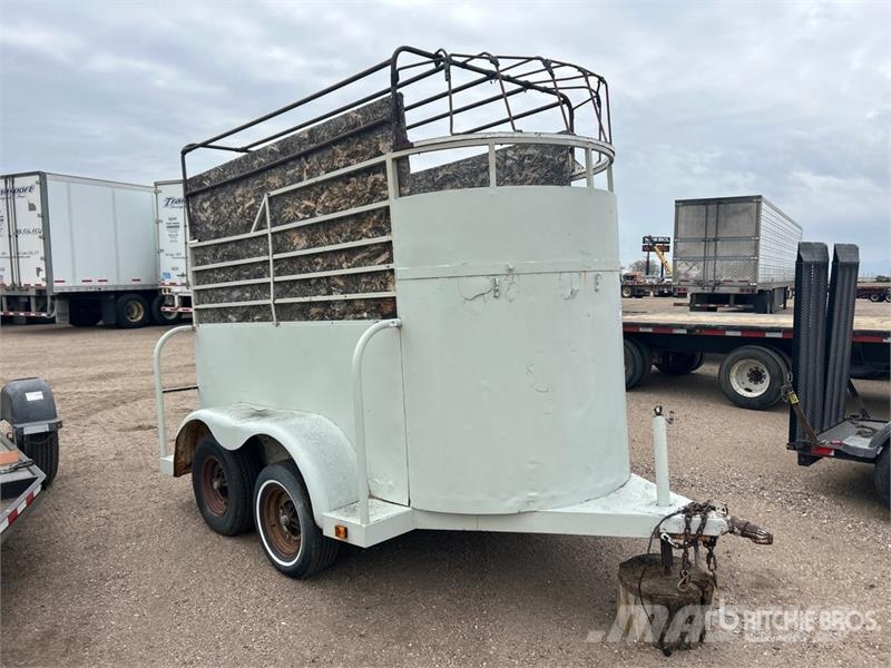 Homemade 10 ft T/A 10 ft Horse Trailer Prikolice za prevoz živine