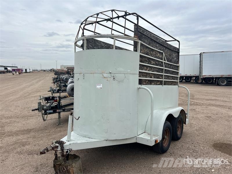 Homemade 10 ft T/A 10 ft Horse Trailer Prikolice za prevoz živine