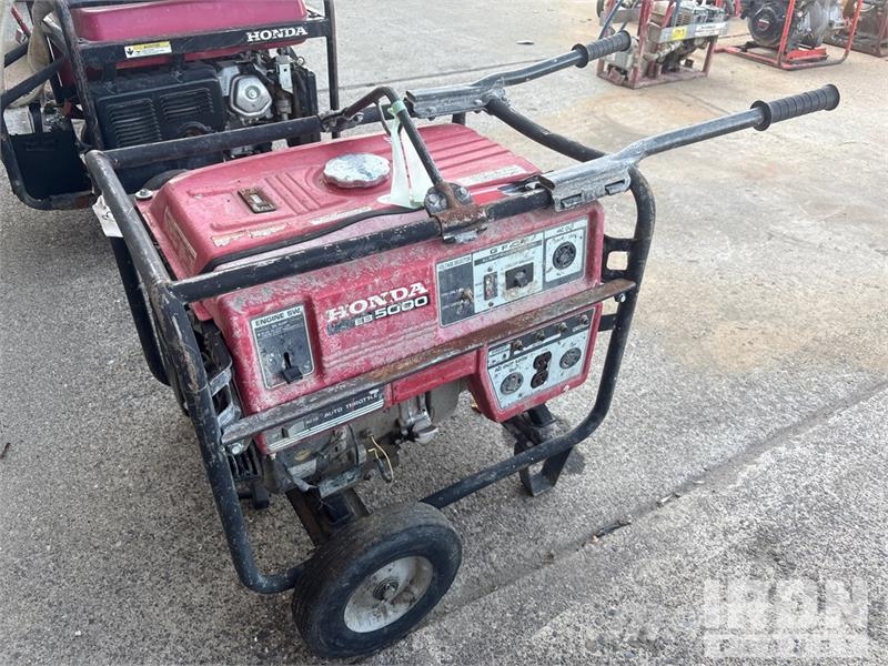 Honda EB5000 4.5 kW Generator Set ディーゼル発電機