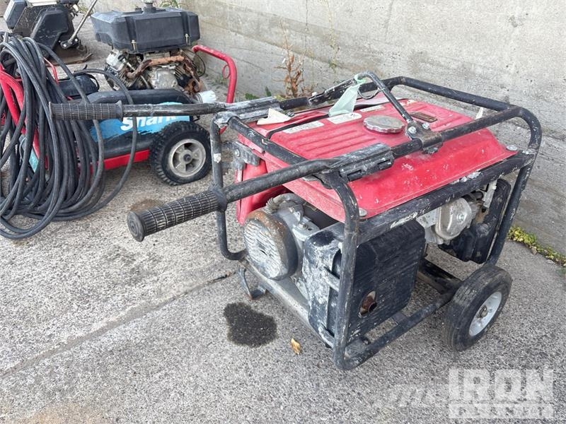 Honda EB5000 4.5 kW Generator Set ディーゼル発電機