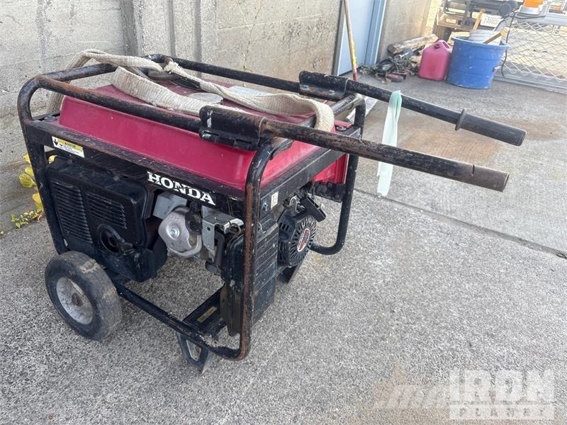 Honda EM3800SXA Naftové generátory