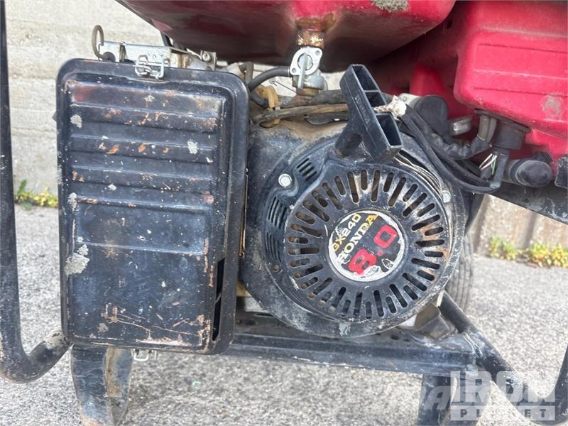 Honda EM3800SXA Naftové generátory