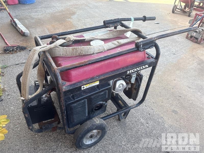 Honda EM3800SXA Naftové generátory