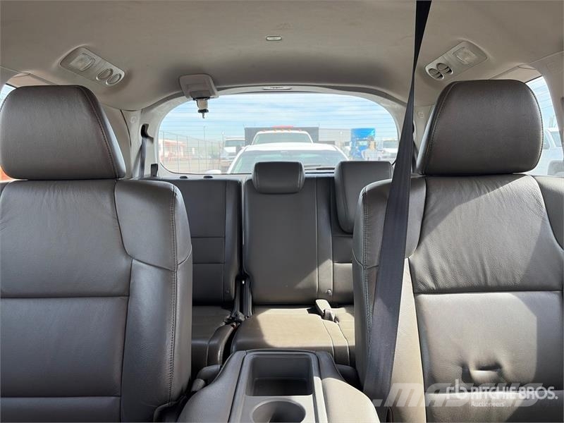 Honda Odyssey سيارات