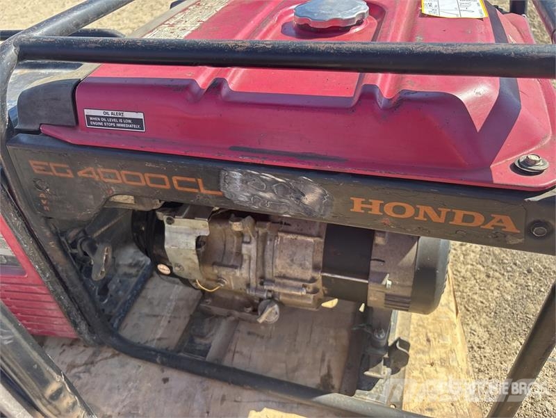 Honda of (3) Honda Generator Set مولدات ديزل