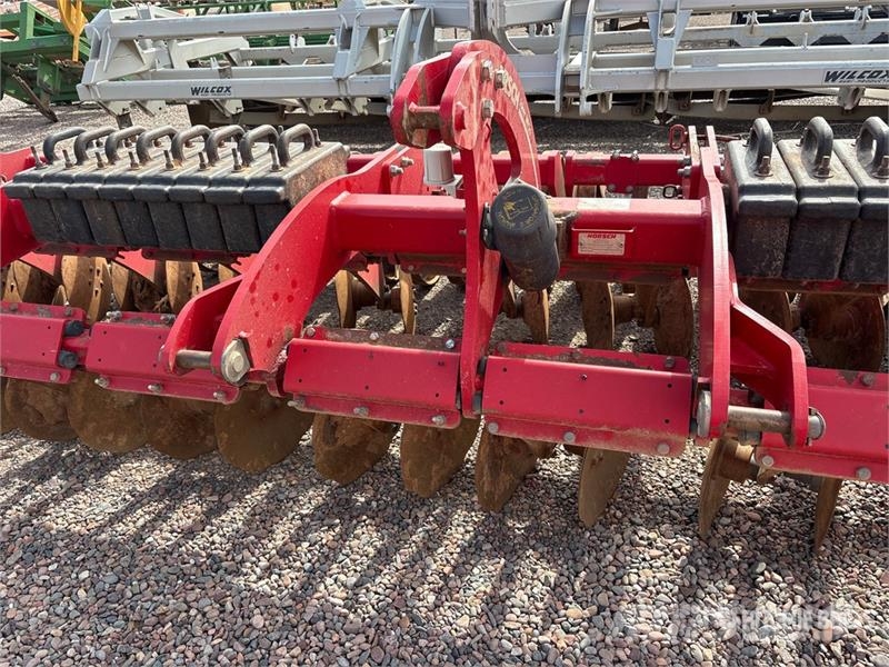 Horsch Joker MT20 20 ft 4 in 3-Point Offset High-Speed Di Schijveneggen