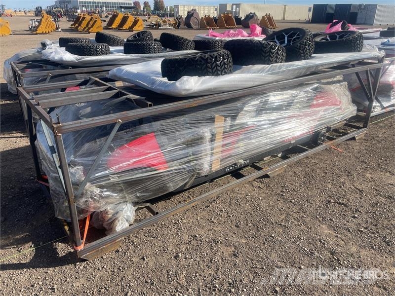  HQ100 Electric Red Six-Seater Golf Cart (Unused) عربات الجولف