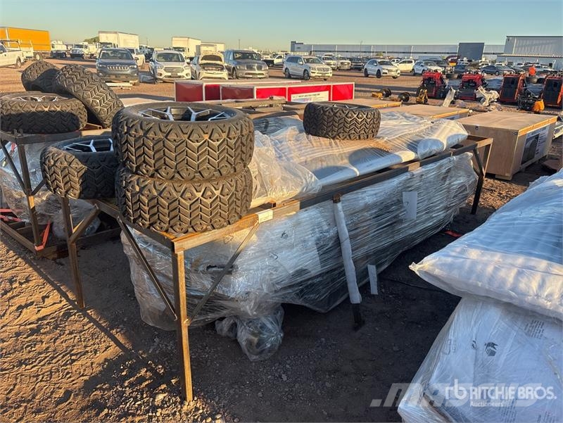 HQ100 Electric White Six-Seater Golf Cart (Unused) Гольф-мобілі
