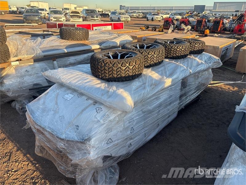 HQ100 Electric White Six-Seater Golf Cart (Unused) Гольф-мобілі