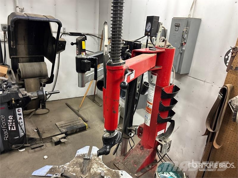 Hunter of (3) Hunter Pneumatic Tire Change Machine Otros componentes