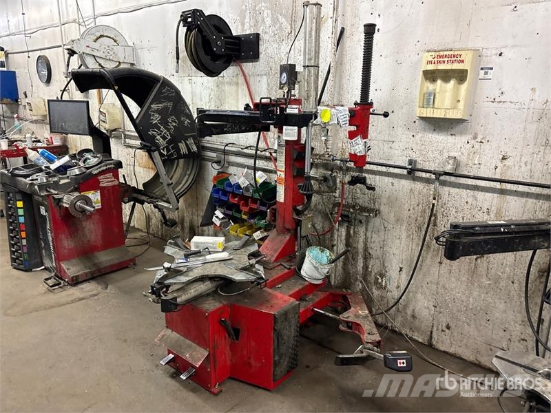 Hunter of (3) Hunter Pneumatic Tire Change Machine Otros componentes