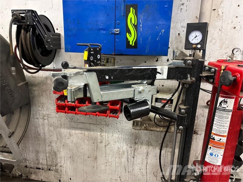 Hunter of (3) Hunter Pneumatic Tire Change Machine Otros componentes