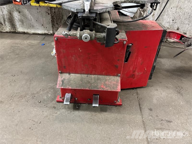 Hunter of (3) Hunter Pneumatic Tire Change Machine Otros componentes