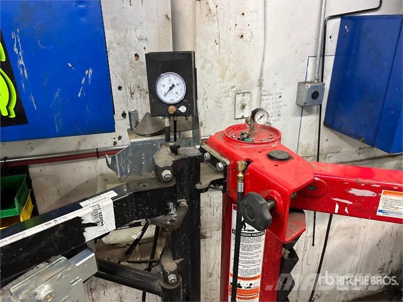 Hunter of (3) Hunter Pneumatic Tire Change Machine Otros componentes