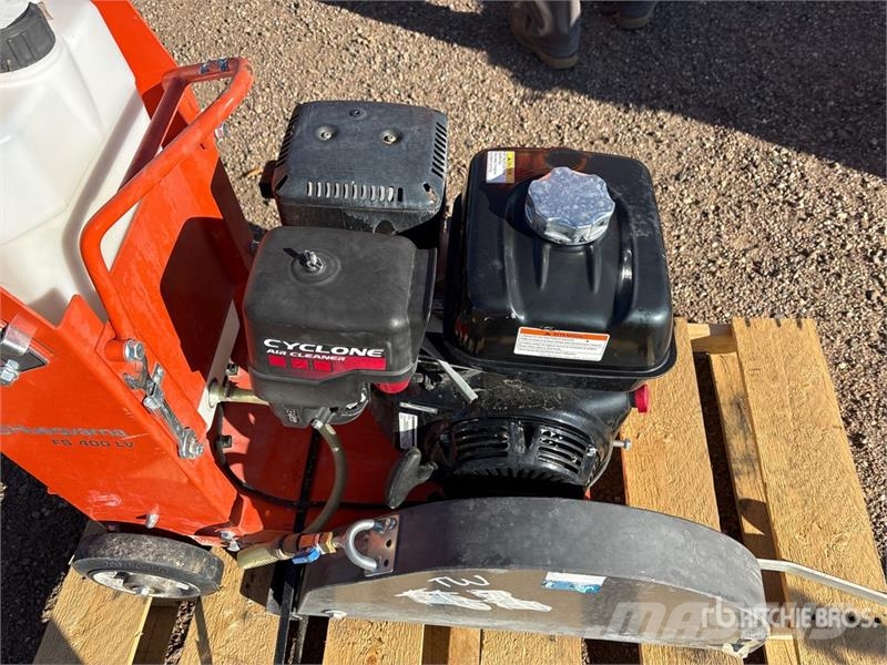 Husqvarna FS400LV 锯木机械