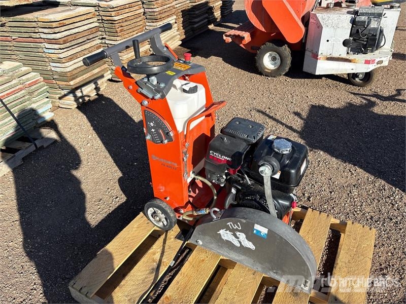 Husqvarna FS400LV 锯木机械