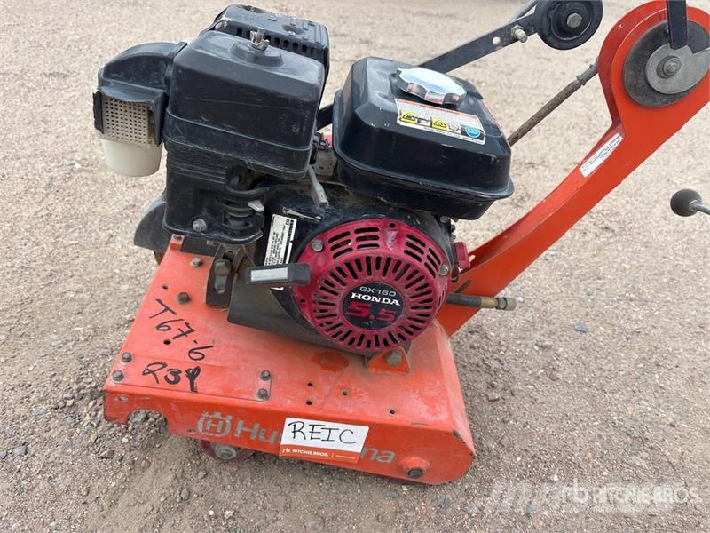 Husqvarna MG8 Concrete Saw 建設機械 - その他