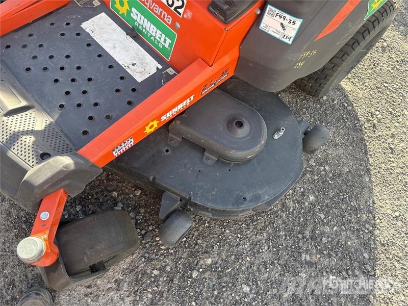 Husqvarna Z254F Zero-Turn Lawn Mower Traktorske kosilice