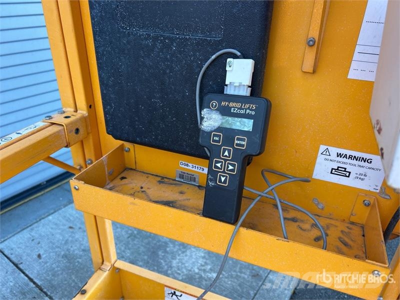 Hy-Brid HB-1230 Electric Scissor Lift (Inoperable) Scissor lifts