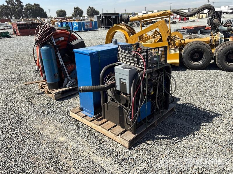 Hydramaster Boxxer 421 Carpet Extractor Other components
